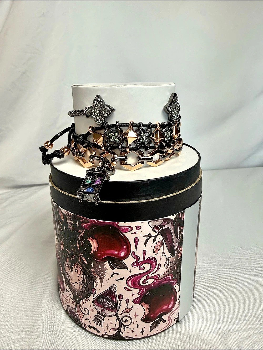 Enchant Herb Apothecary Enchanted Herb Apothecary Charm Bracelet Black & Gold